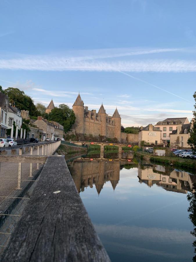 La Cour Des Ursulines Hotel Josselin Kültér fotó