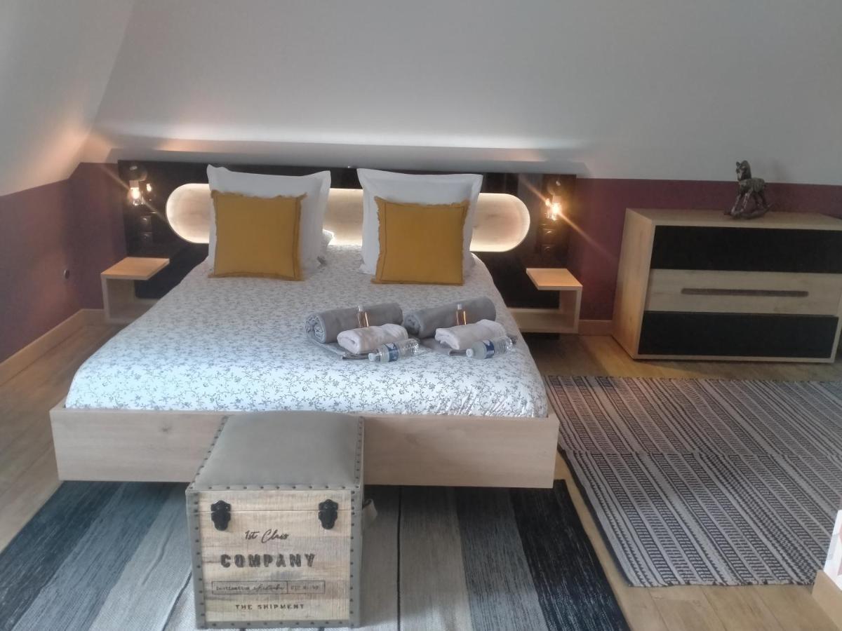 La Cour Des Ursulines Hotel Josselin Kültér fotó